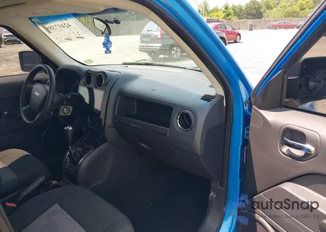 2009 Jeep Patriot Sport z USA, uszkodzony, nr VIN 1J4FT28B09D126443